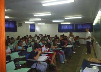 http://www.anglovestibulares.com.br/images/pinda/serv_aulas_aprofund.jpg
